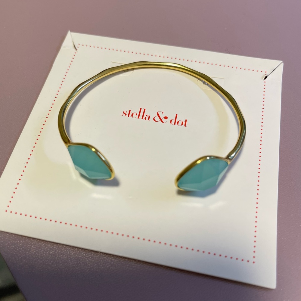 Stella & dot Serenity Stone Cuff